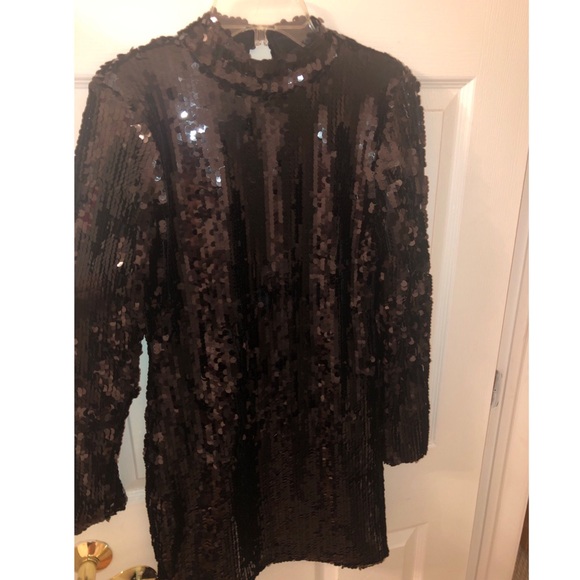 Dresses & Skirts - Dress